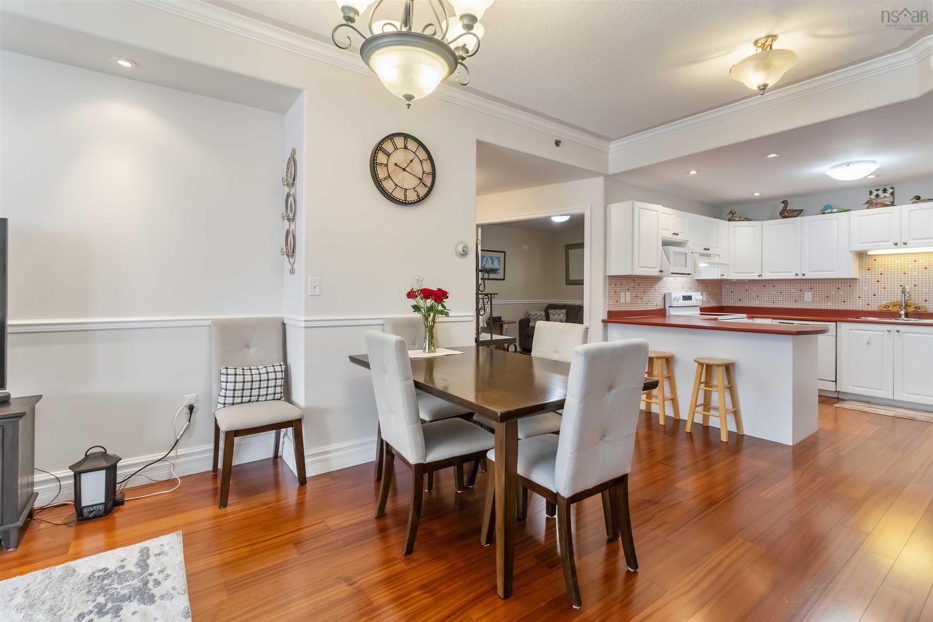 206 78 Regency Park Drive, Halifax, NS