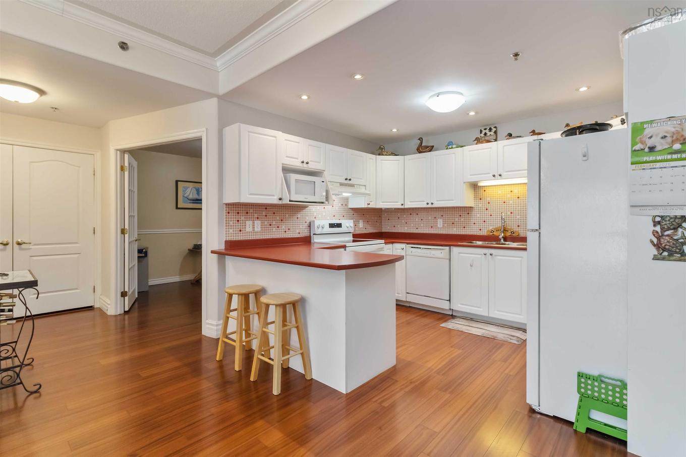 206 78 Regency Park Drive, Halifax, NS