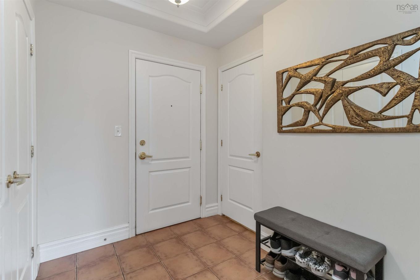 206 78 Regency Park Drive, Halifax, NS