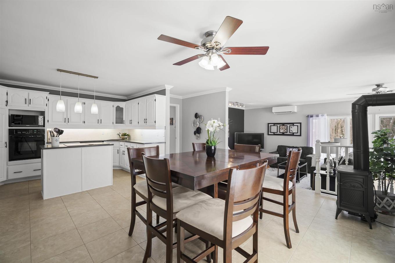 8 Castlewood Drive, Fall River, NS