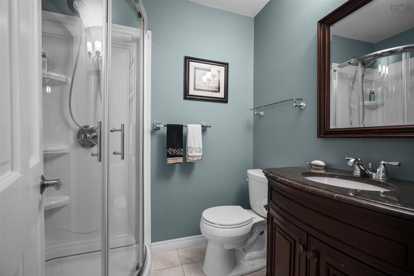 8 Castlewood Drive, Fall River, NS