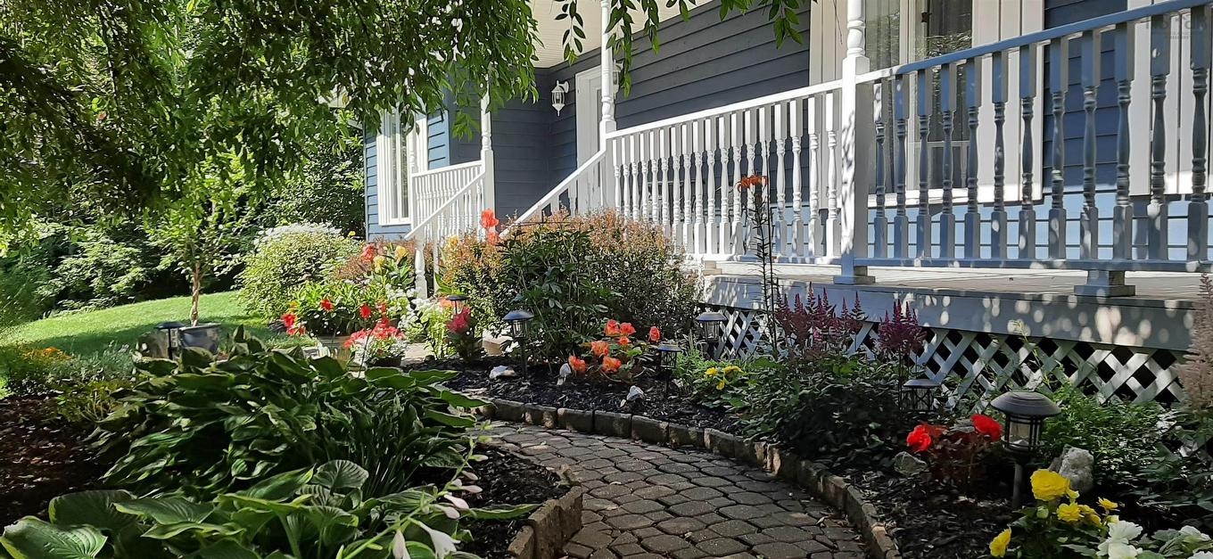 8 Castlewood Drive, Fall River, NS