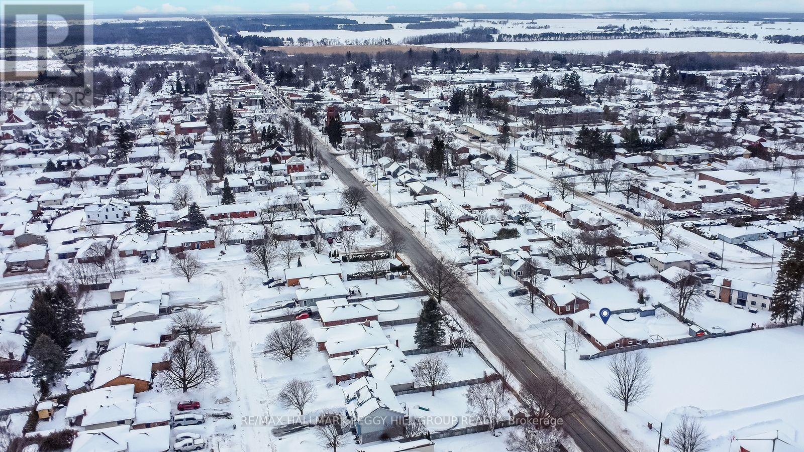 90 Queen Street E, Springwater, ON - Outdoor With View