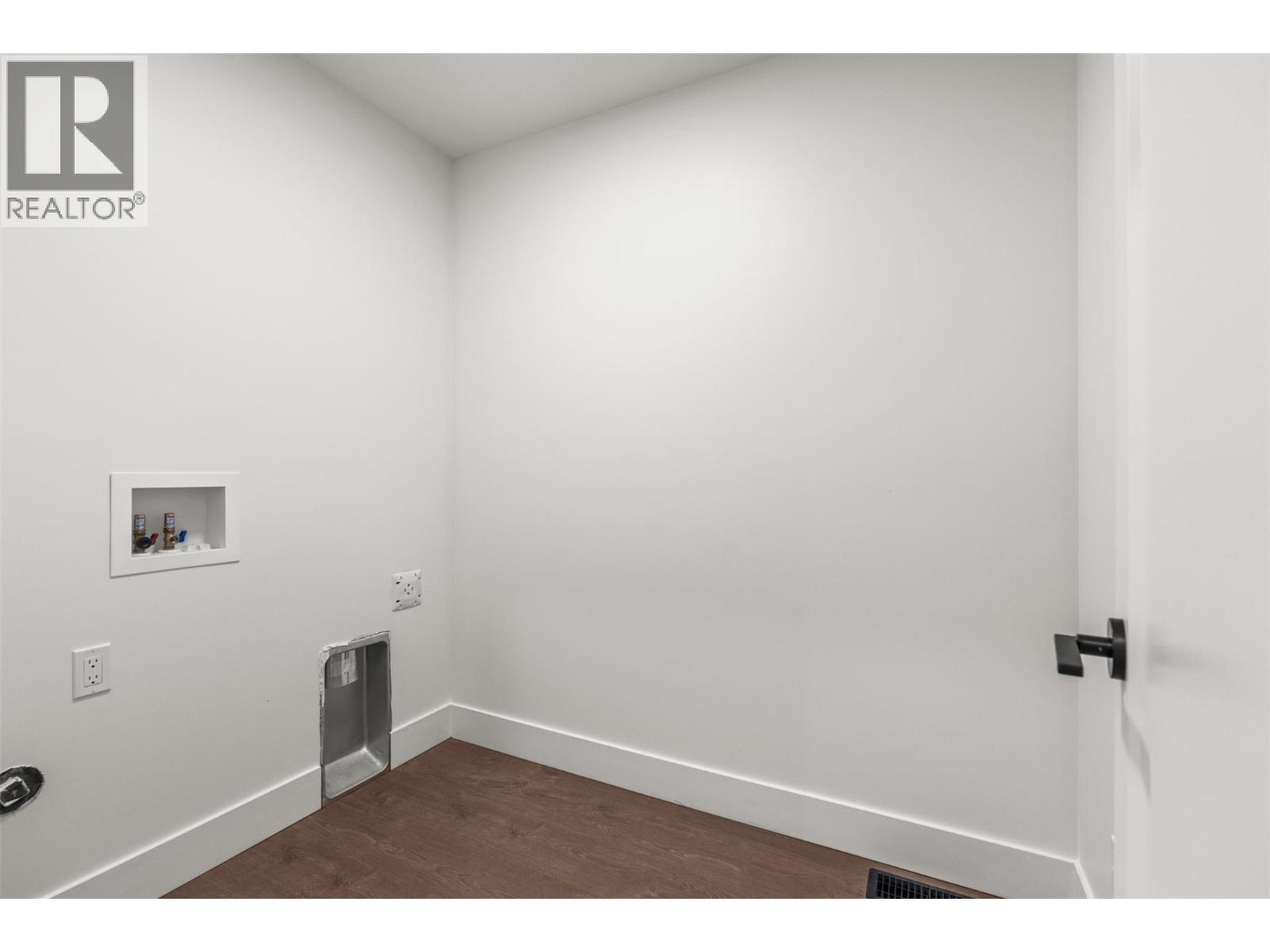 2455 Bradley Drive Unit# 102 Lot# 4, Armstrong, BC - Indoor Photo Showing Other Room