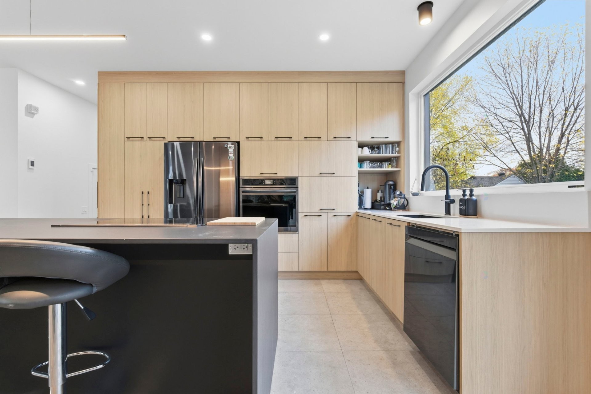 Cuisine - 17 Rue Lamarche, Delson, QC - Indoor Photo Showing Kitchen