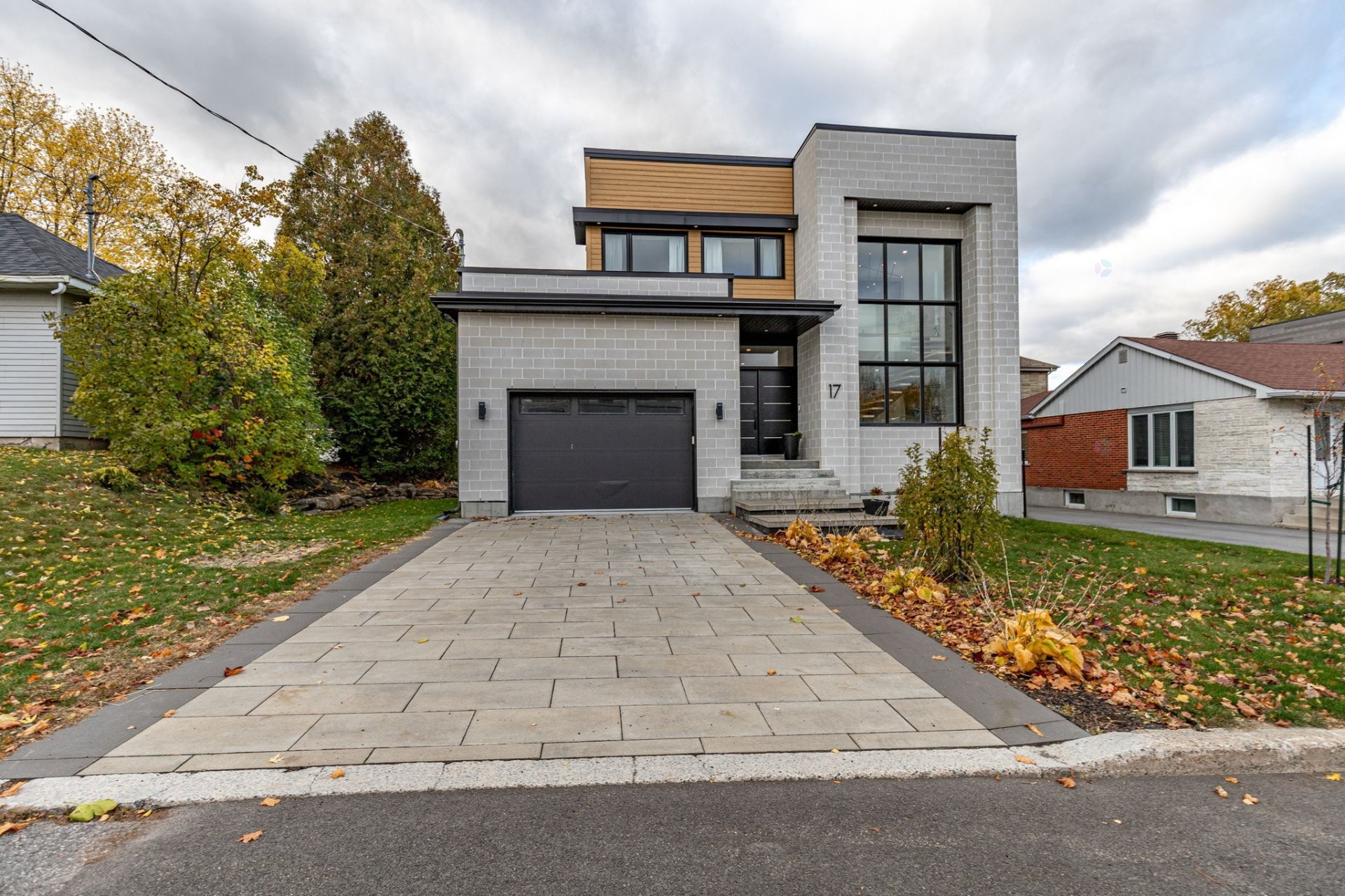 Façade - 17 Rue Lamarche, Delson, QC - Outdoor With Facade