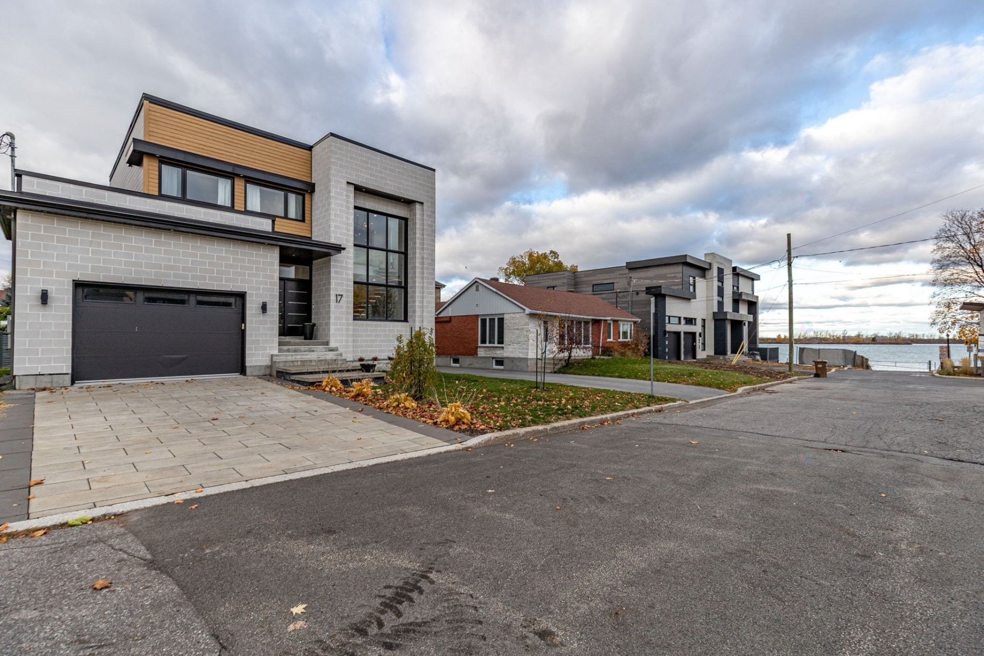 Façade - 17 Rue Lamarche, Delson, QC - Outdoor With Facade