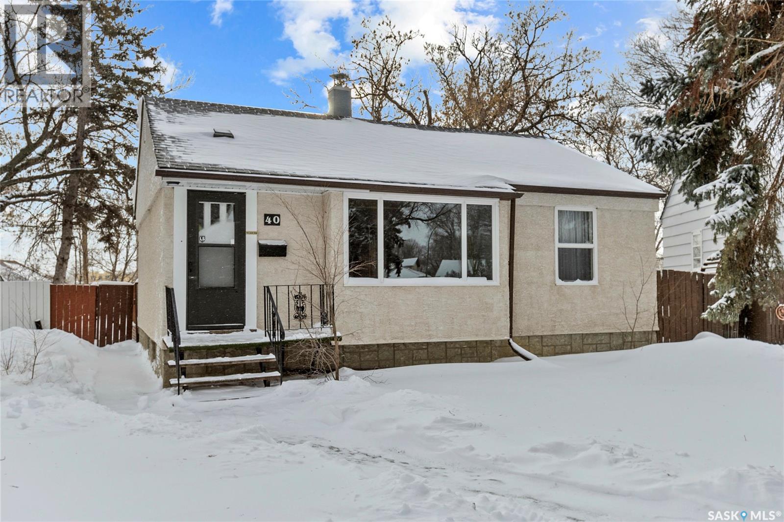 40 Sussex Crescent, Regina, SK - Outdoor