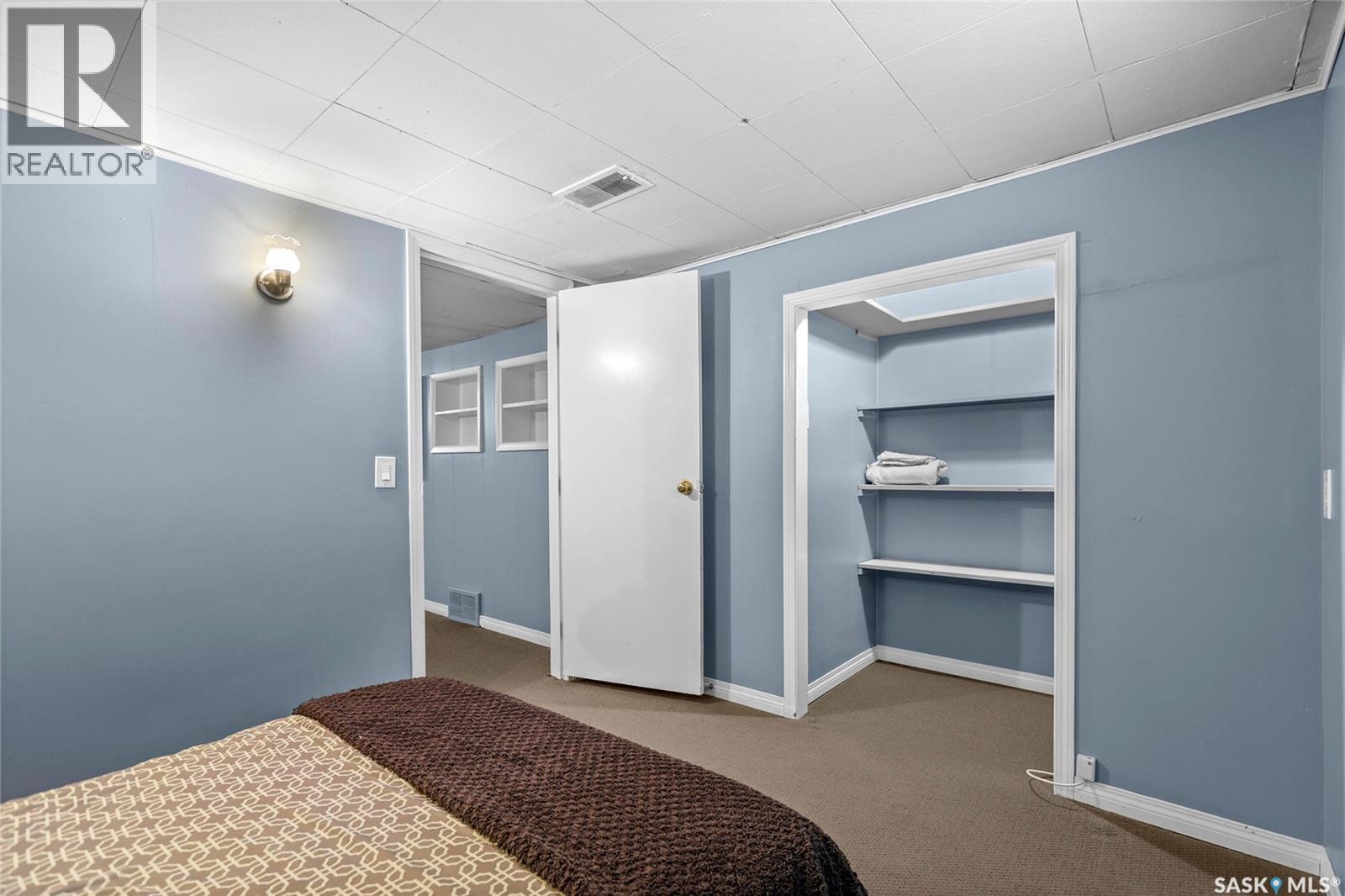 40 Sussex Crescent, Regina, SK - Indoor Photo Showing Bedroom