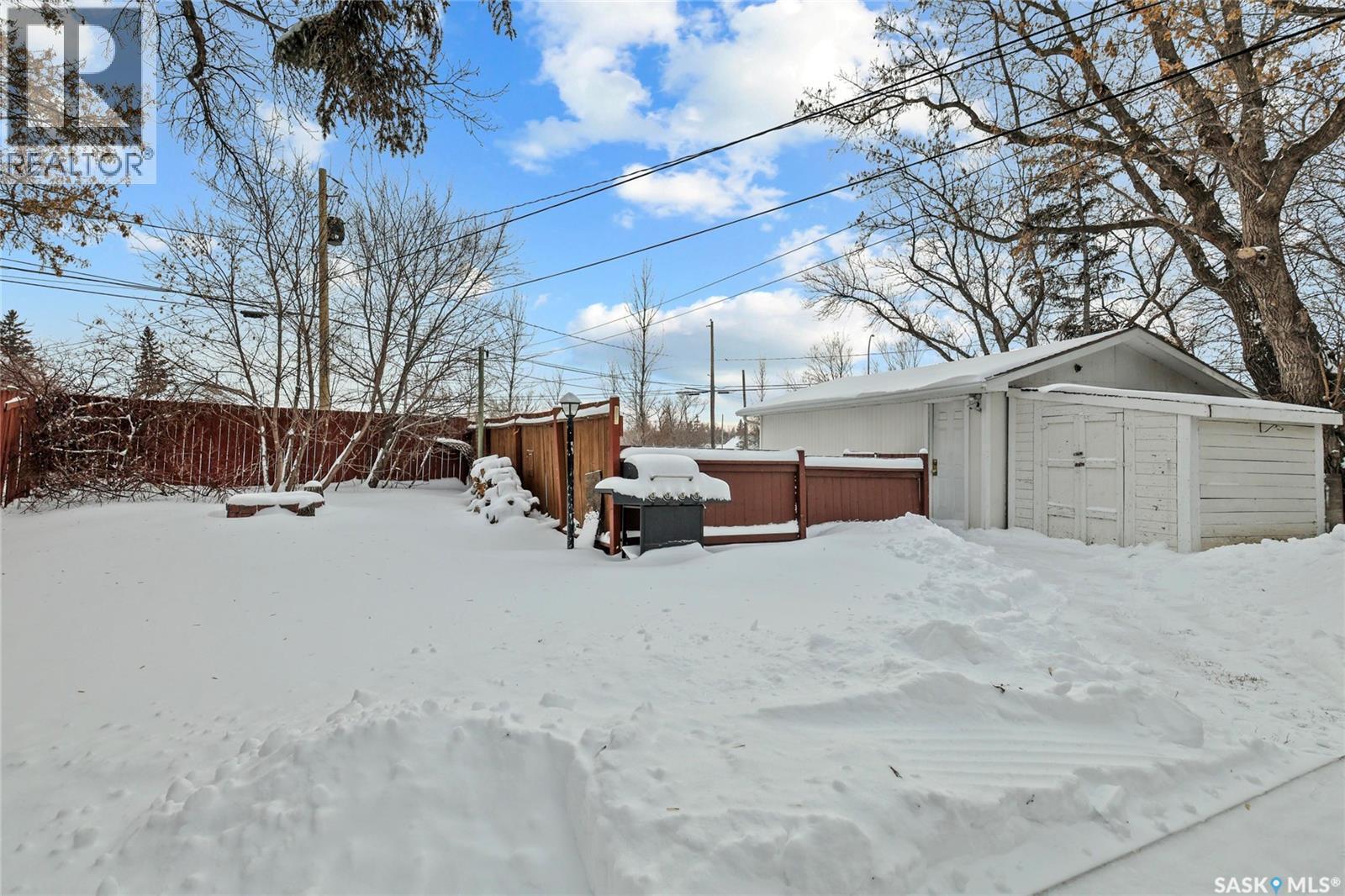 40 Sussex Crescent, Regina, SK - Outdoor