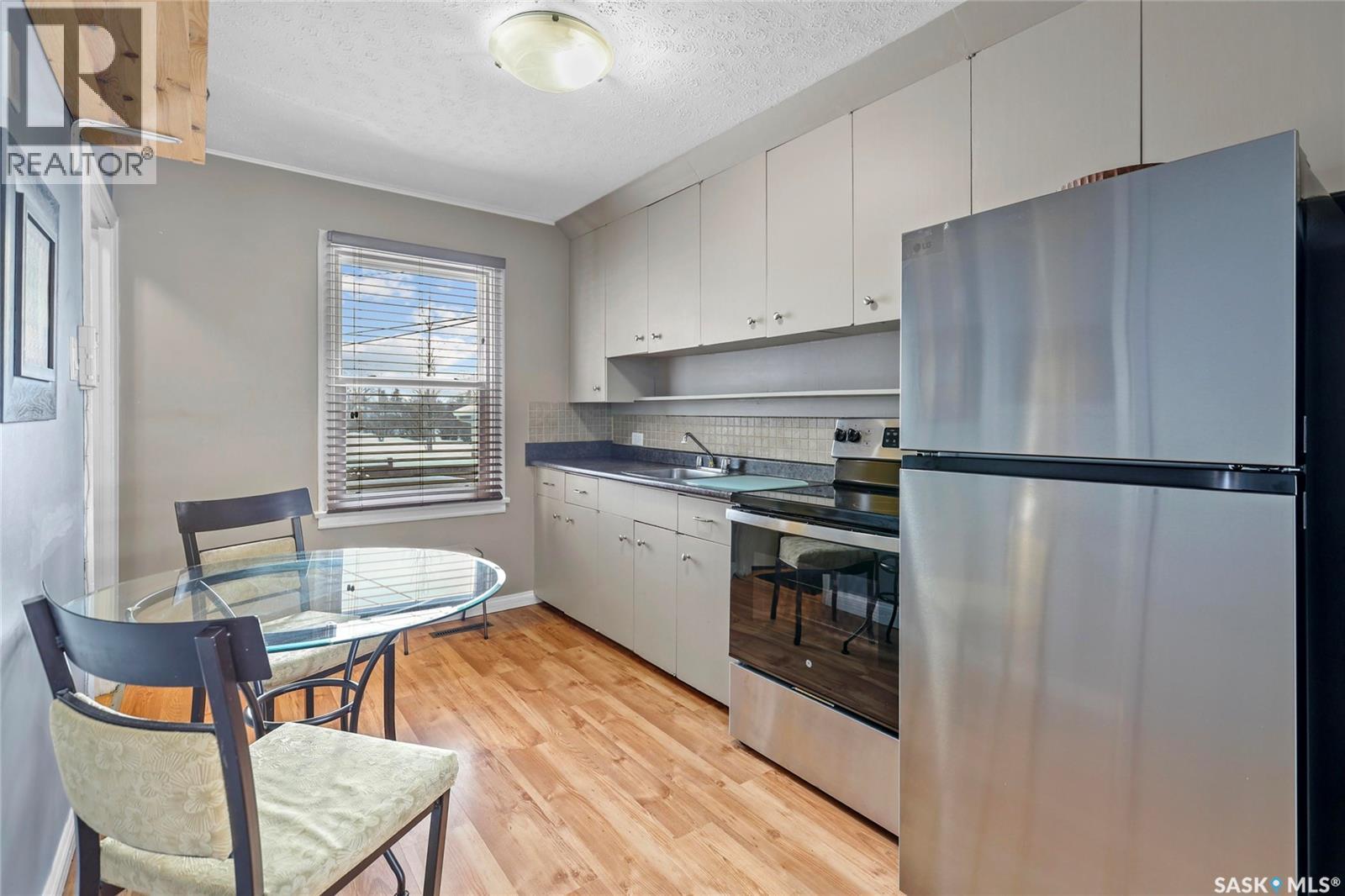 40 Sussex Crescent, Regina, SK - Indoor Photo Showing Kitchen
