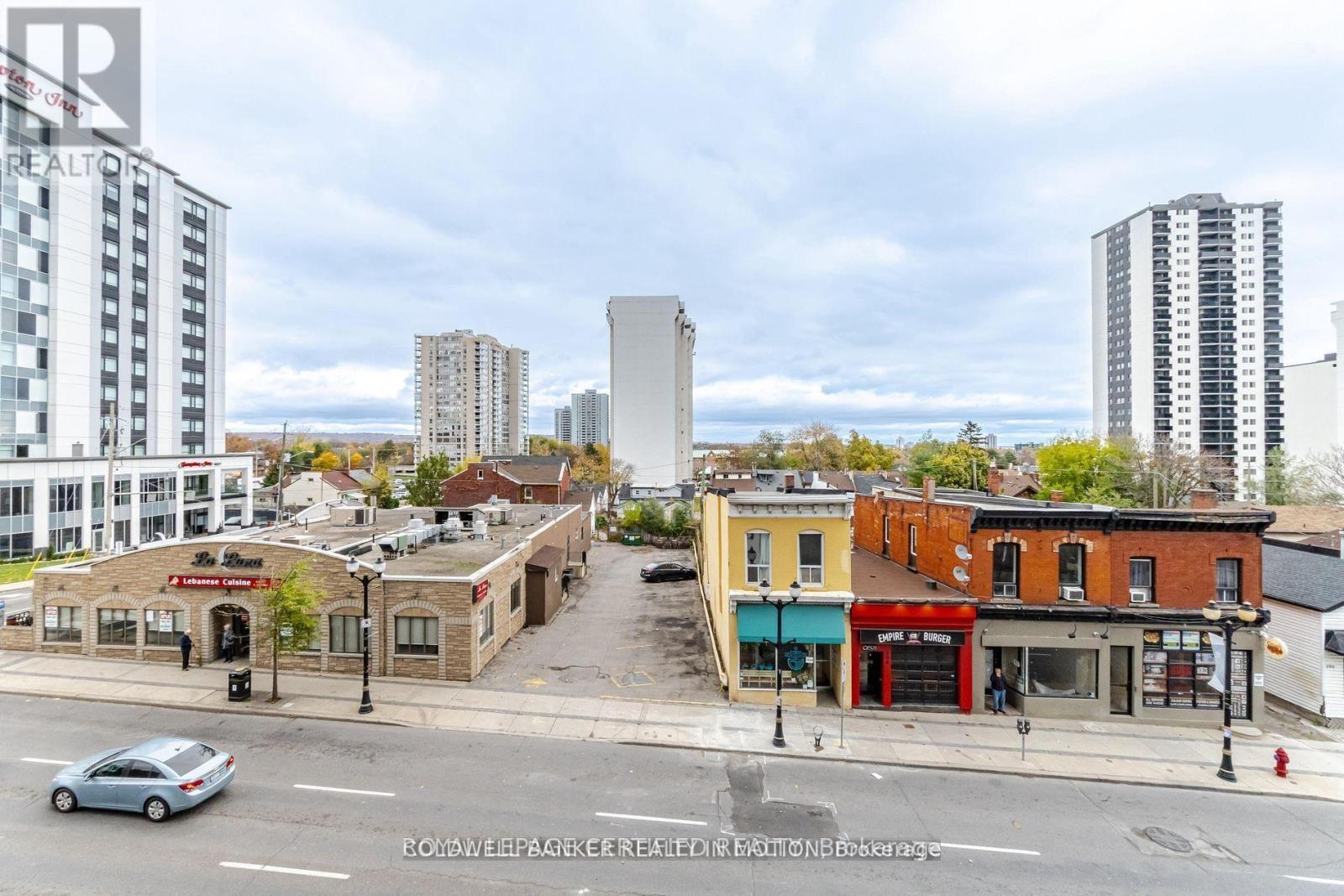 303 - 15 Queen Street S, Hamilton, ON - Outdoor