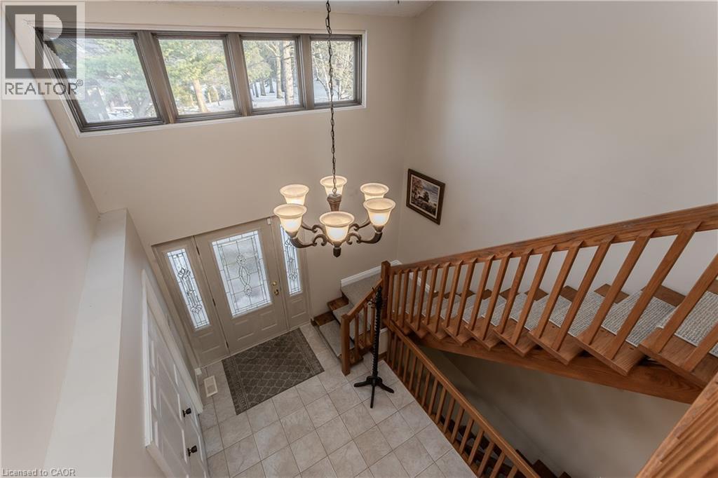 2431 Britannia Road, Burlington, ON - Indoor Photo Showing Other Room