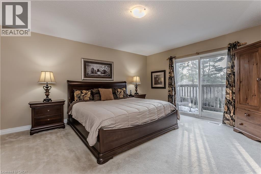 2431 Britannia Road, Burlington, ON - Indoor Photo Showing Bedroom