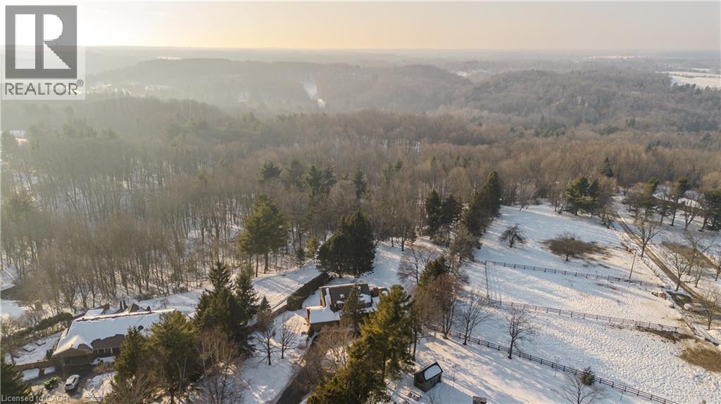 2431 Britannia Road, Burlington, ON - Outdoor With View