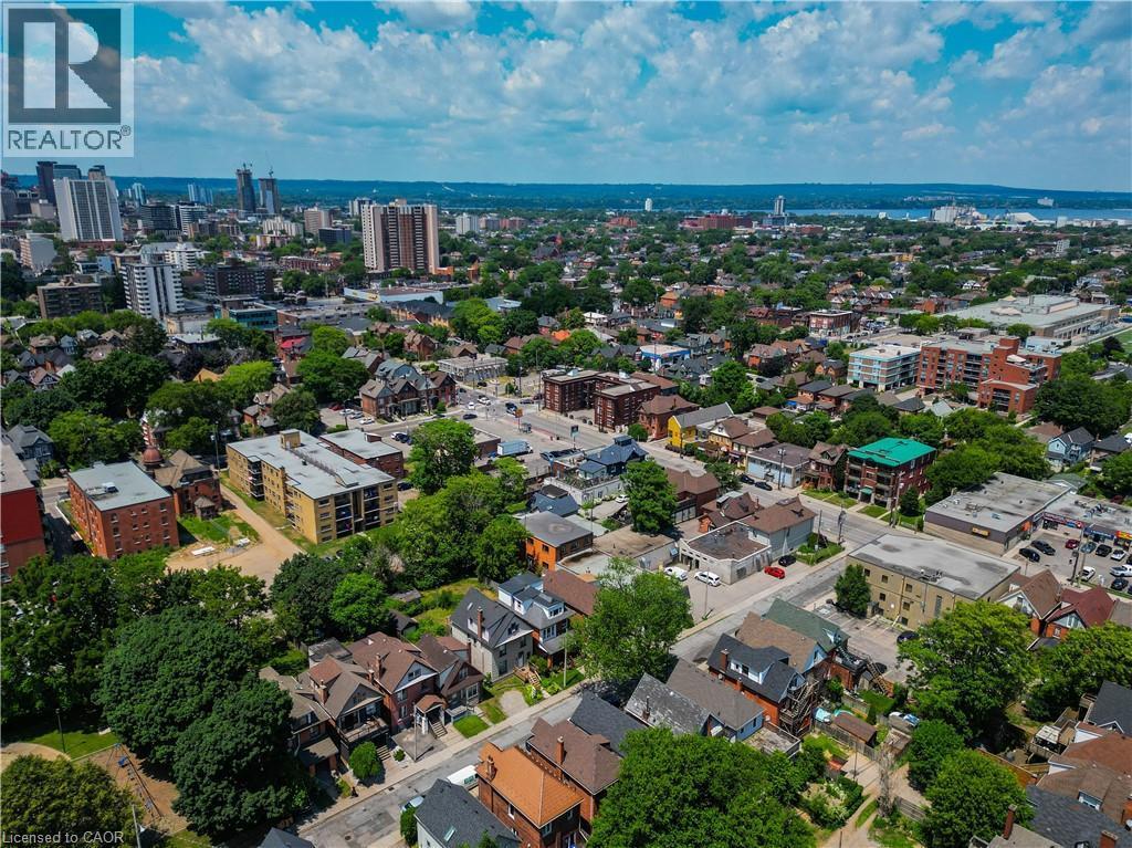 22 Myrtle Avenue, Hamilton, ON - Outdoor With View