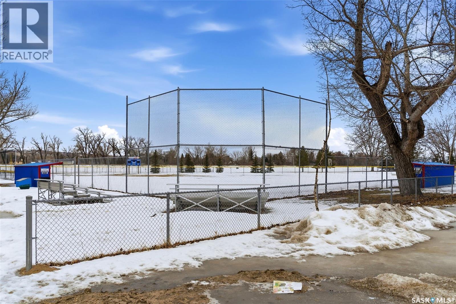 25 7Th Avenue, Lumsden, SK - Outdoor
