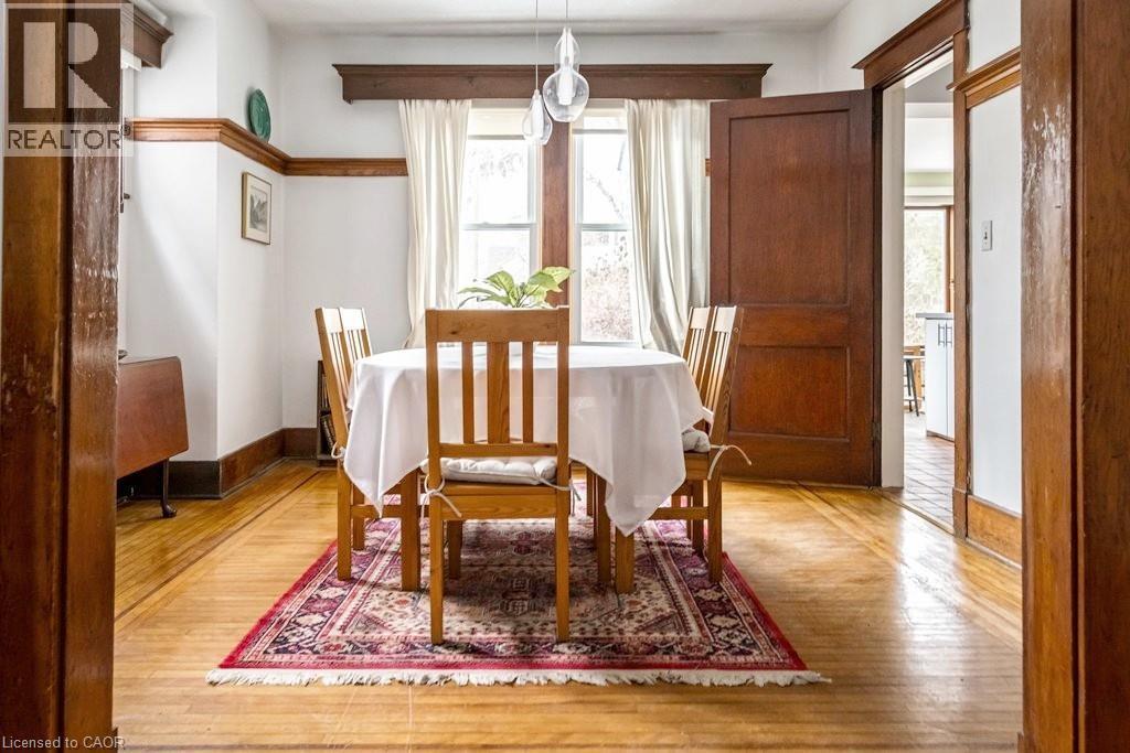 131 Barclay Street, Hamilton, ON - Indoor Photo Showing Dining Room