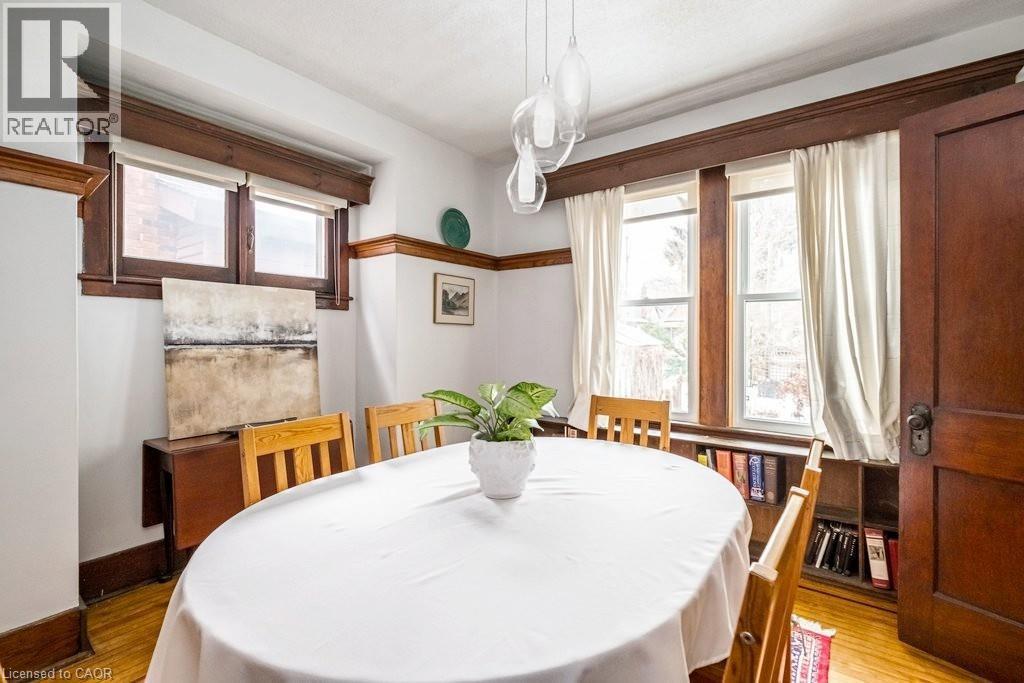 131 Barclay Street, Hamilton, ON - Indoor Photo Showing Dining Room