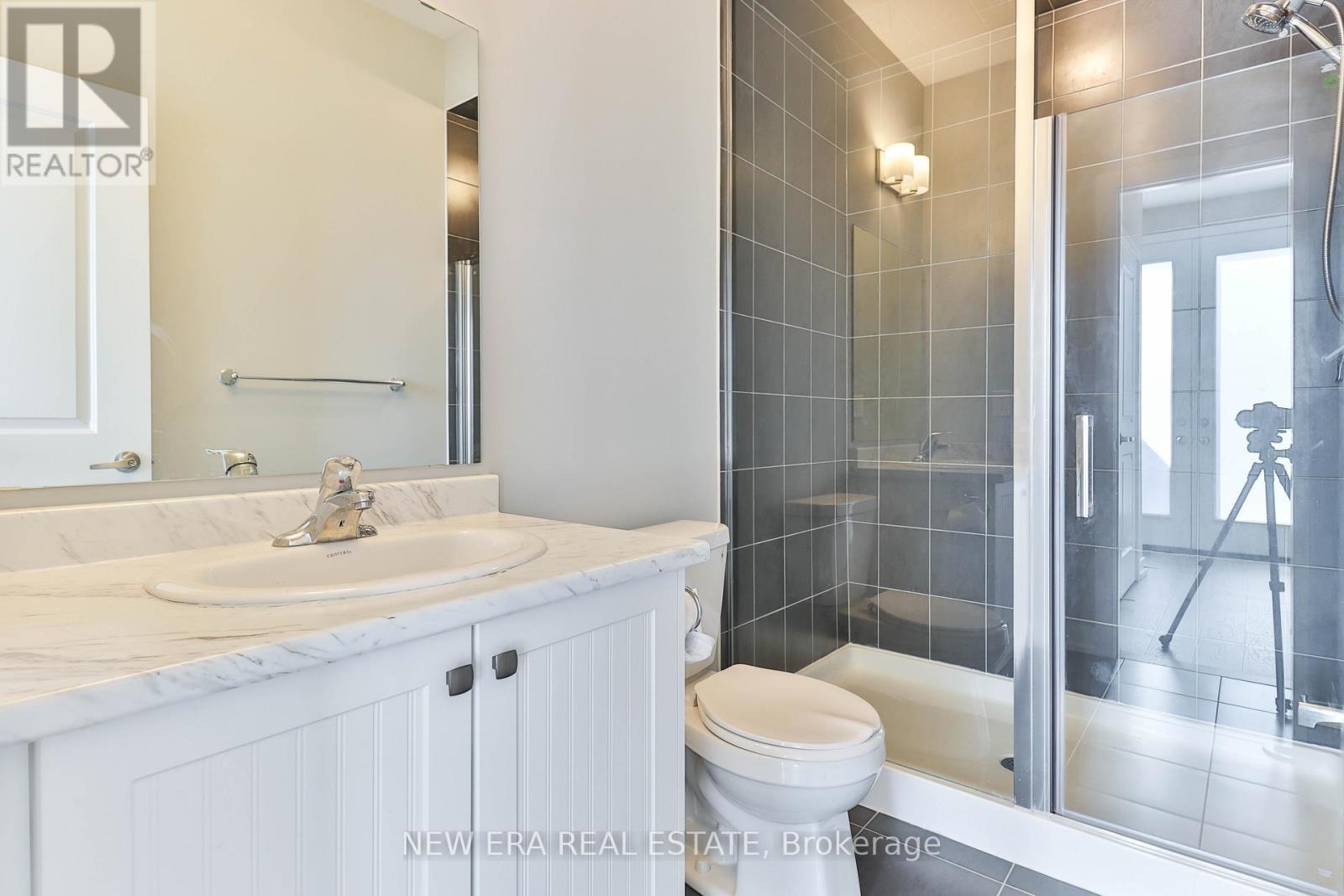 81 Stauffer Crescent, Markham, ON - Indoor Photo Showing Bathroom