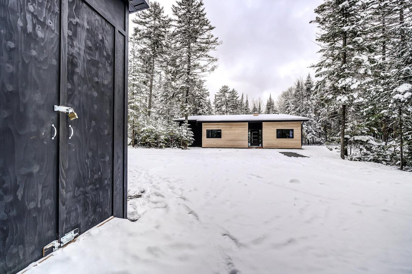 Shed - 615 Ch. David, Lac-Supérieur, QC - Outdoor