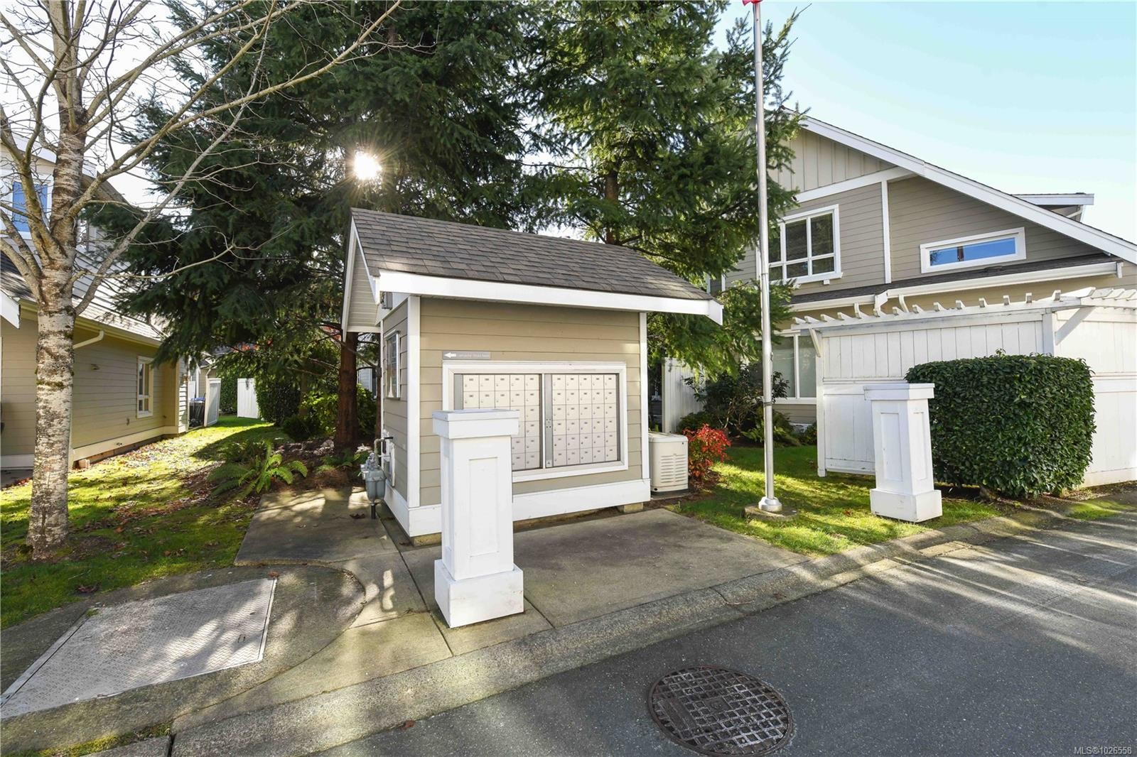 5-700 Lancaster Way, Comox, BC