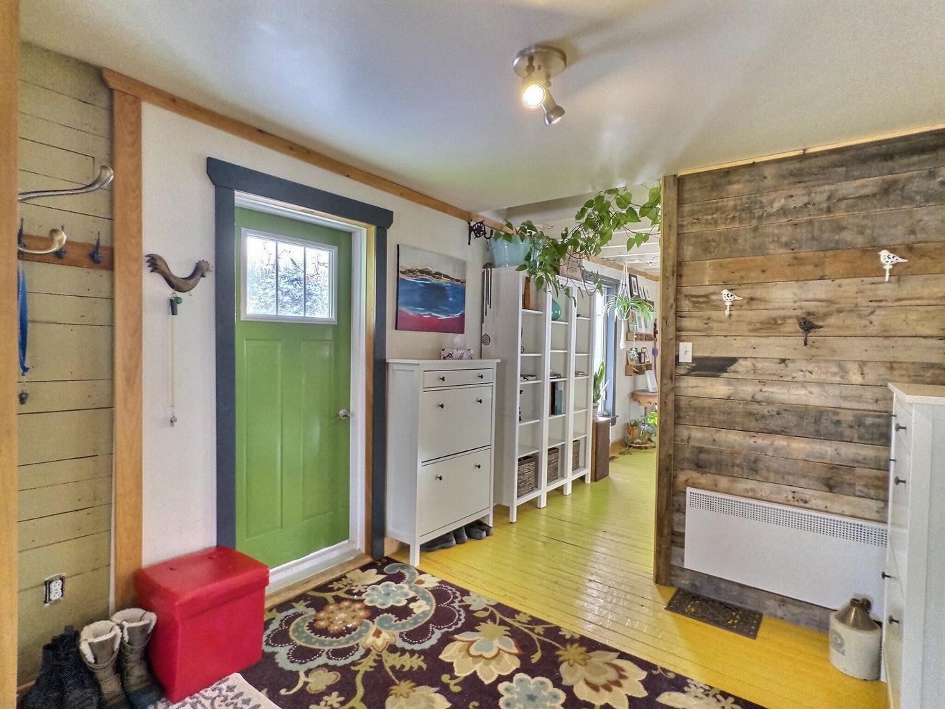 Hall d'entrée/Vestibule - 2101Z 10E Rang, Latulipe-Et-Gaboury, QC - Indoor Photo Showing Other Room