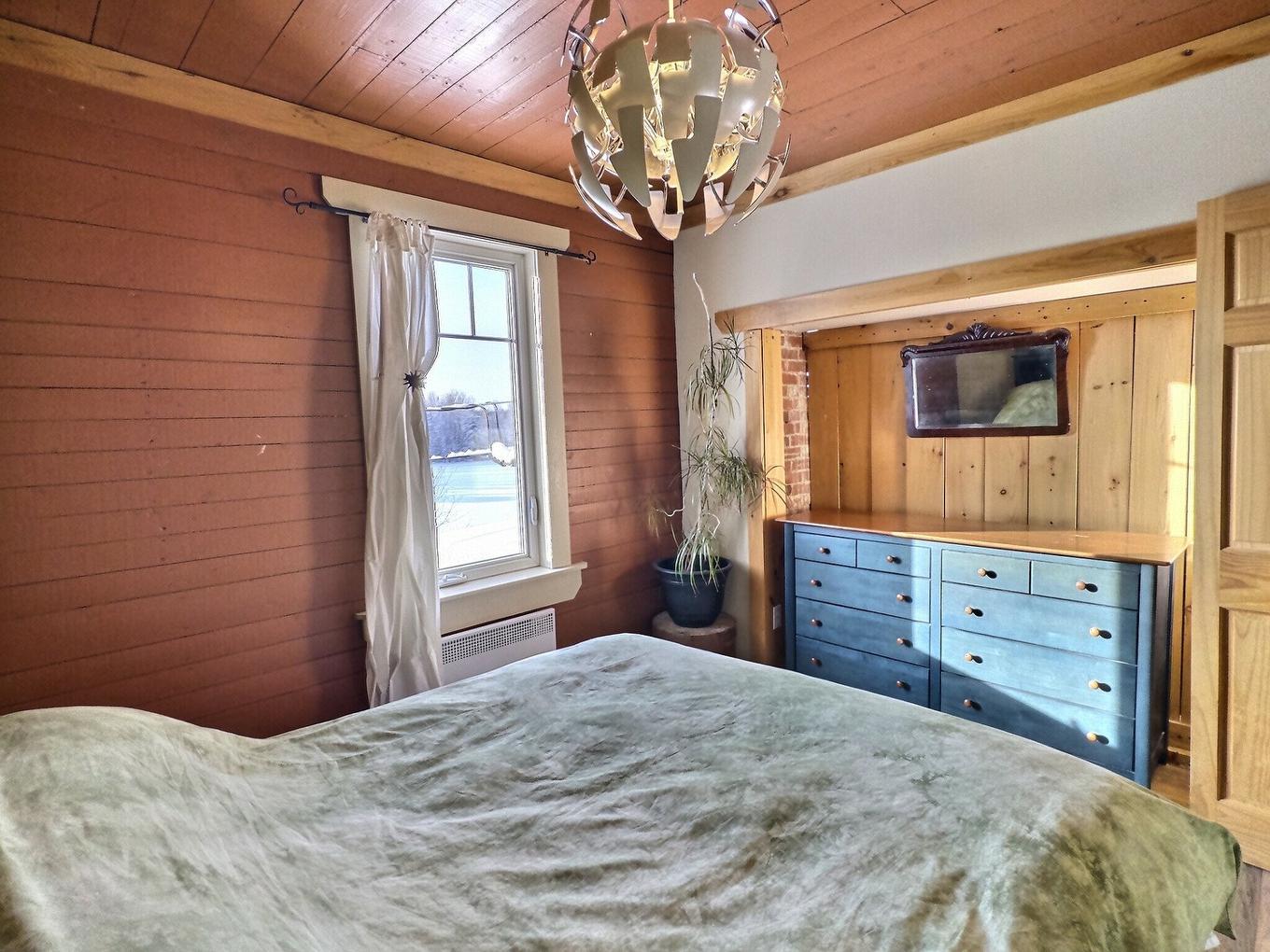 Chambre à coucher - 2101Z 10E Rang, Latulipe-Et-Gaboury, QC - Indoor Photo Showing Bedroom