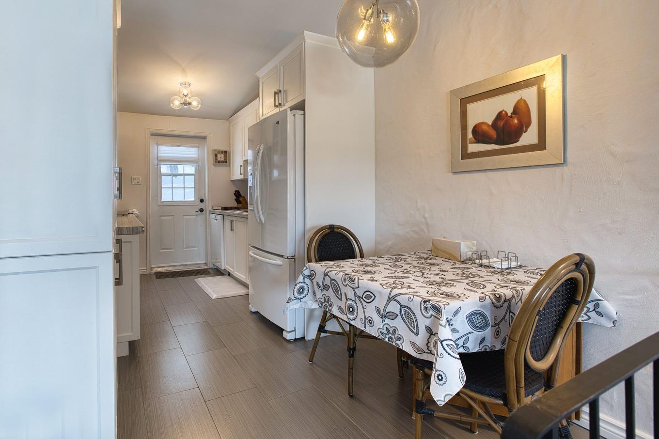 Dinette - 7-254 Rue Lesage, Sainte-Adèle, QC - Indoor Photo Showing Dining Room