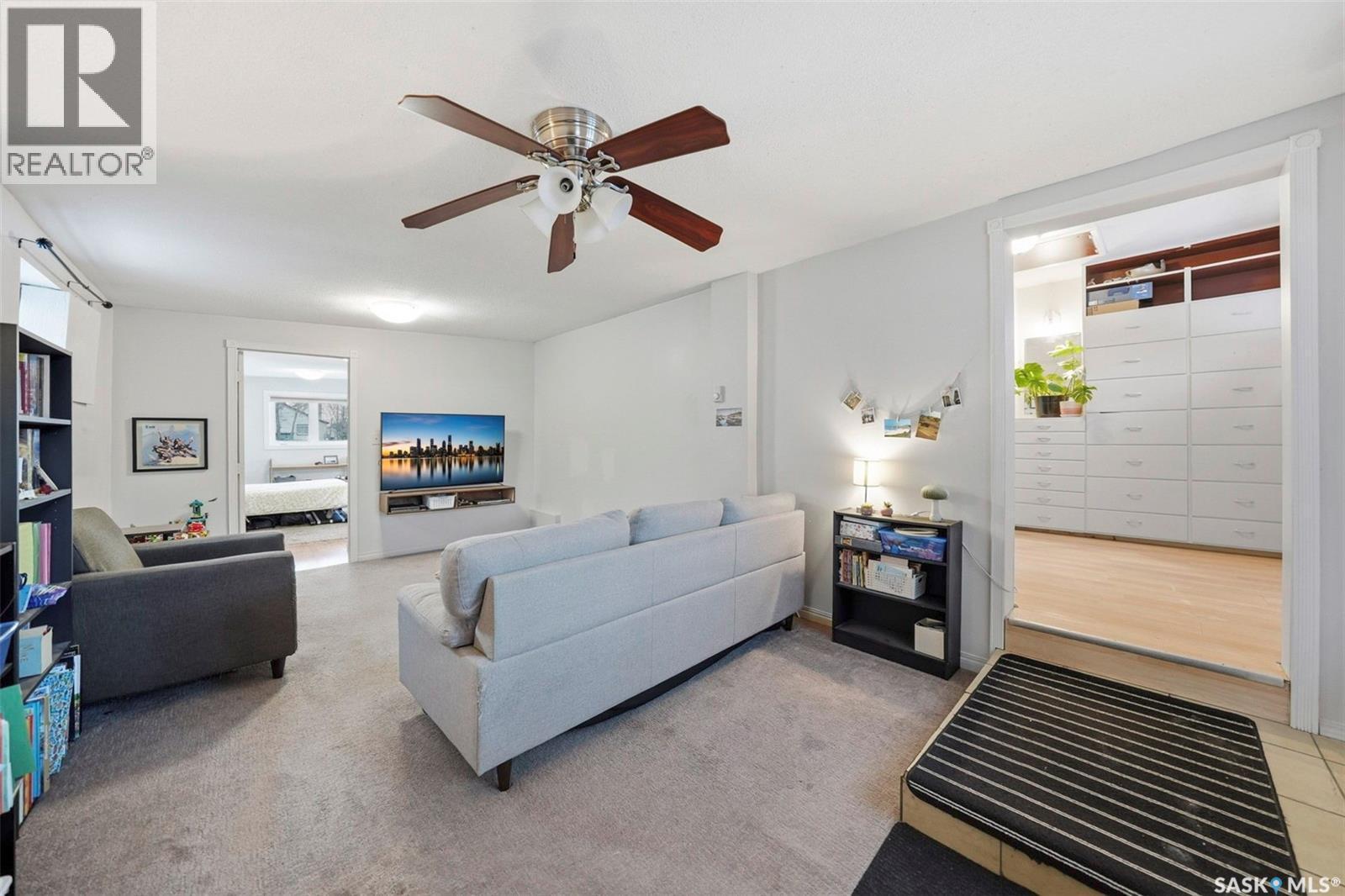 1526 Coy Avenue, Saskatoon, SK - Indoor