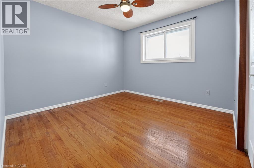 209 Ravenbury Drive, Hamilton, ON - Indoor Photo Showing Other Room