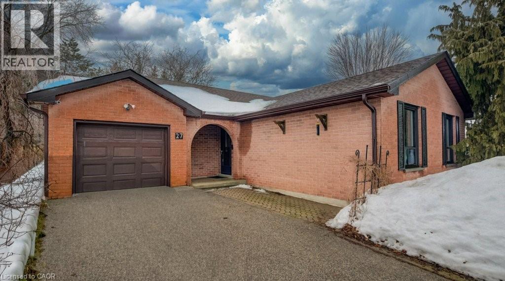 27 Erinbrook Drive, Kitchener, ON - Outdoor