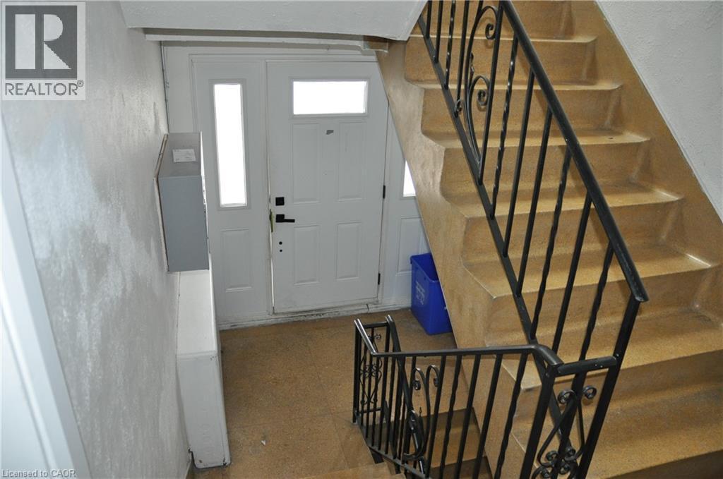 309 Strathearne Avenue, Hamilton, ON - Indoor Photo Showing Other Room