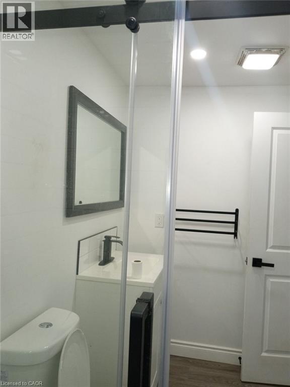 309 Strathearne Avenue, Hamilton, ON - Indoor Photo Showing Laundry Room