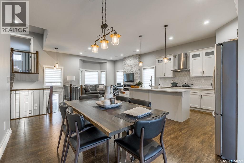 602 Kloppenburg Terrace, Saskatoon, SK - Indoor Photo Showing Dining Room