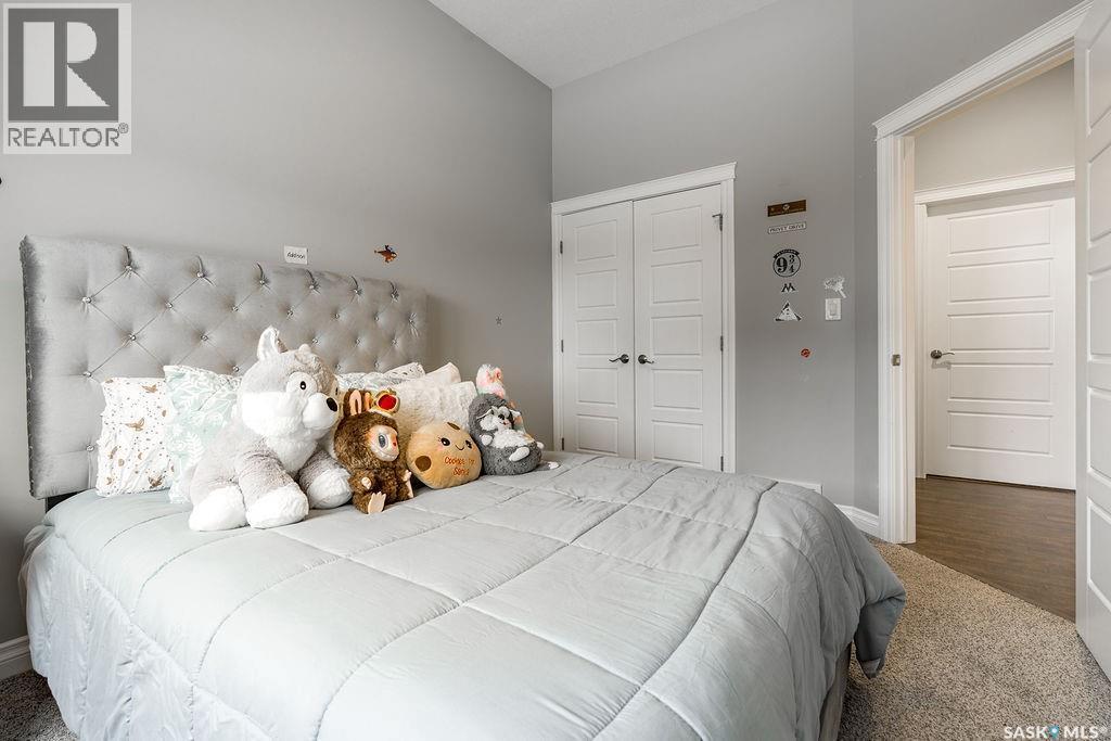 602 Kloppenburg Terrace, Saskatoon, SK - Indoor Photo Showing Bedroom