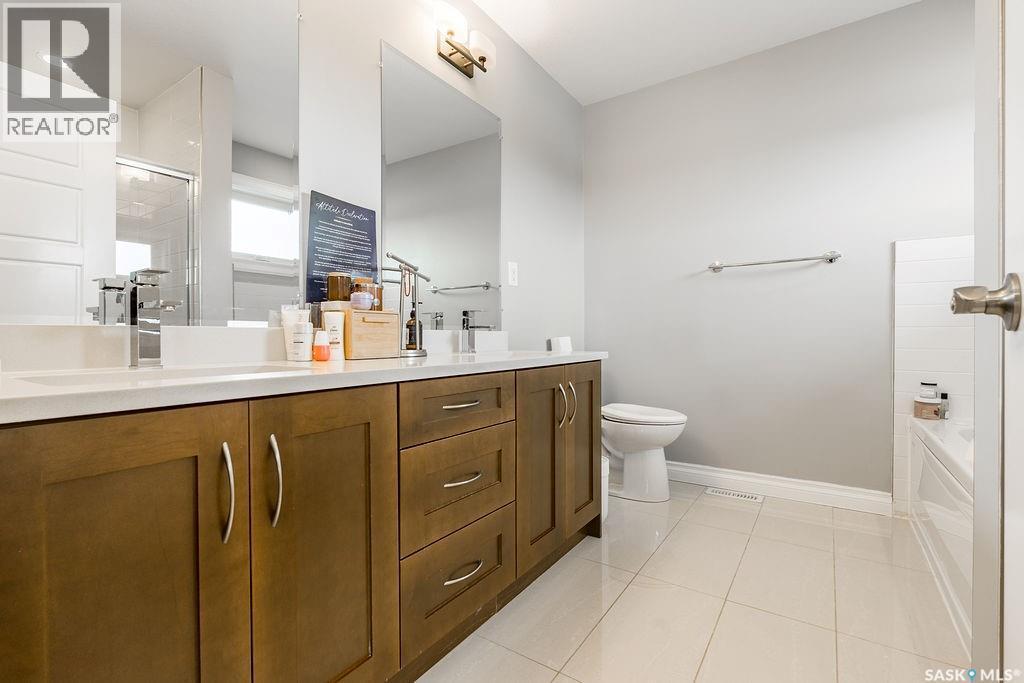 602 Kloppenburg Terrace, Saskatoon, SK - Indoor Photo Showing Bathroom