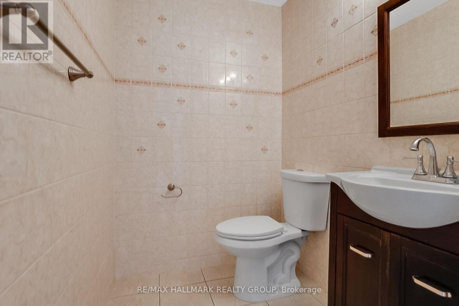 45 Rialto Way, Ottawa, ON - Indoor Photo Showing Bathroom
