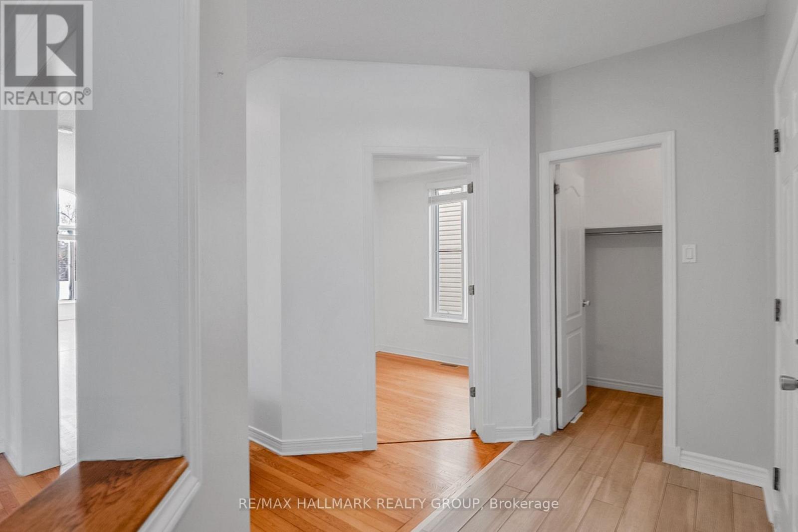 45 Rialto Way, Ottawa, ON - Indoor Photo Showing Other Room