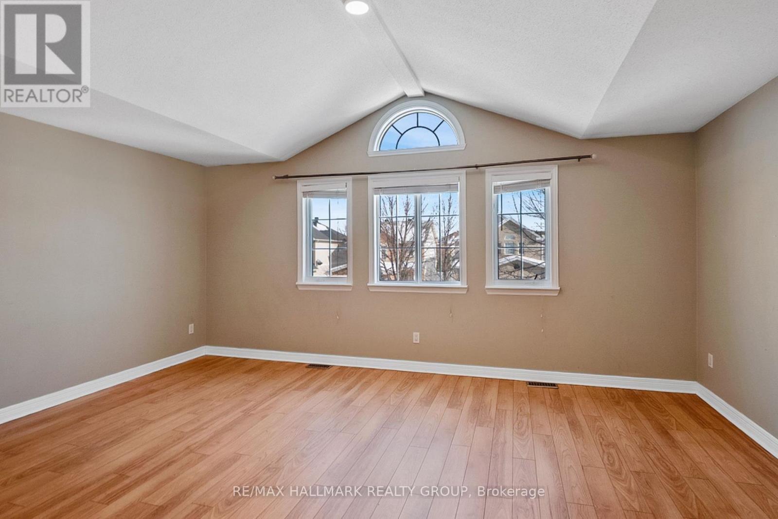 45 Rialto Way, Ottawa, ON - Indoor Photo Showing Other Room