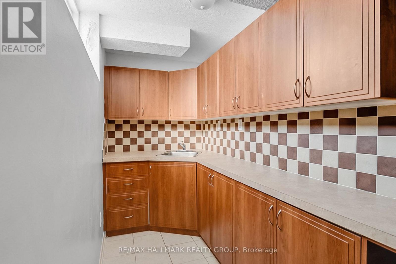 45 Rialto Way, Ottawa, ON - Indoor