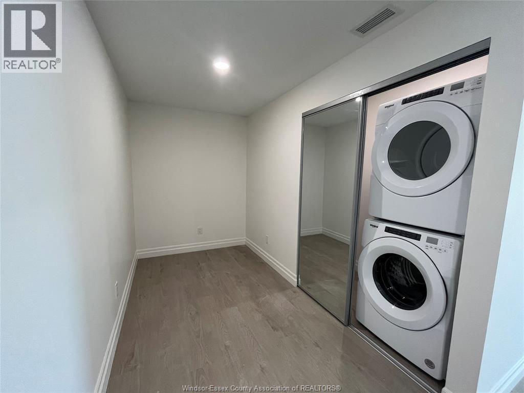 3290 Stella Crescent Unit# 301, Windsor, ON - Indoor Photo Showing Laundry Room