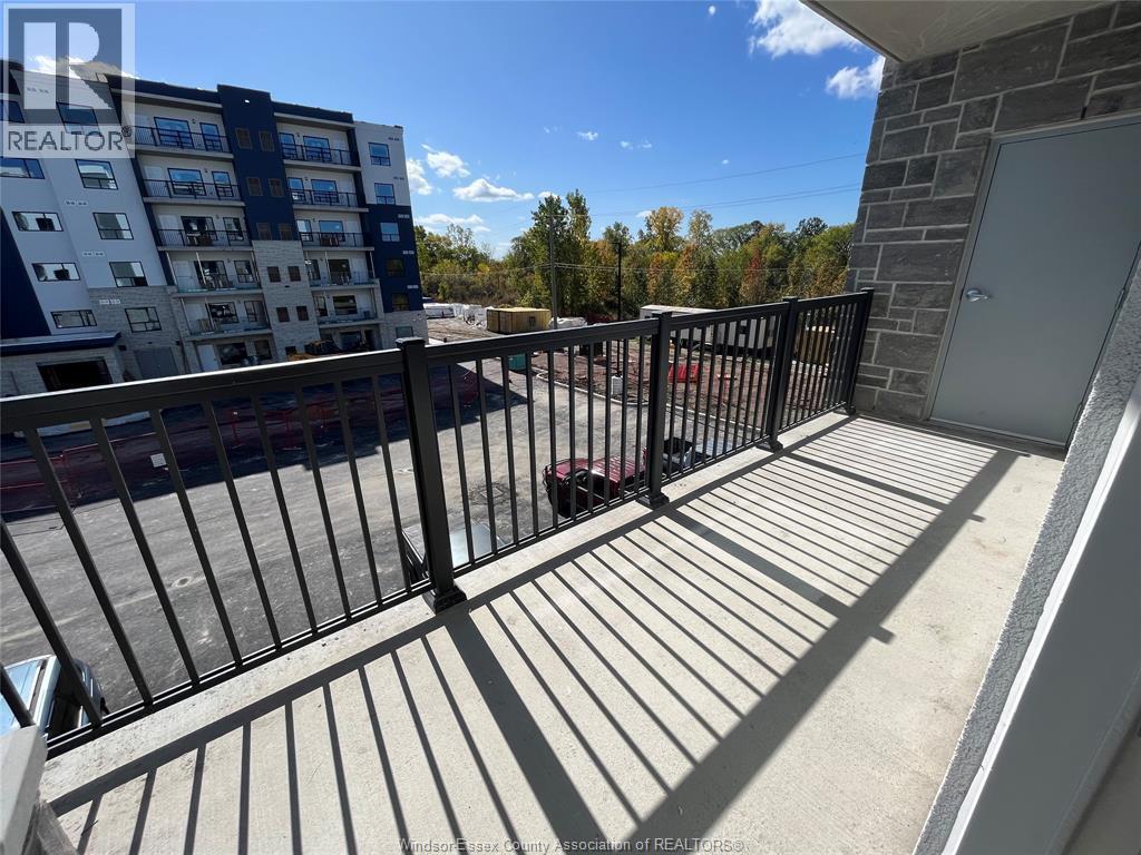 3290 Stella Crescent Unit# 301, Windsor, ON - Outdoor With Balcony With Exterior