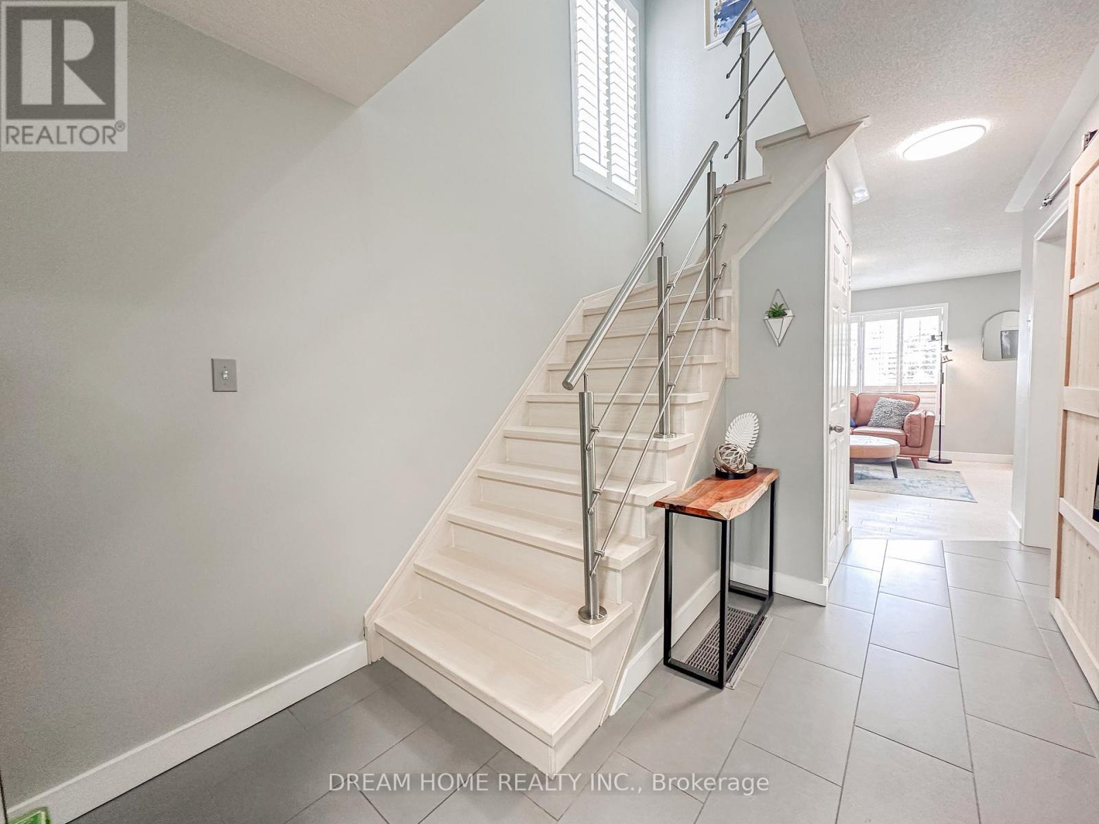3746 Windhaven Drive, Mississauga, ON - Indoor Photo Showing Other Room
