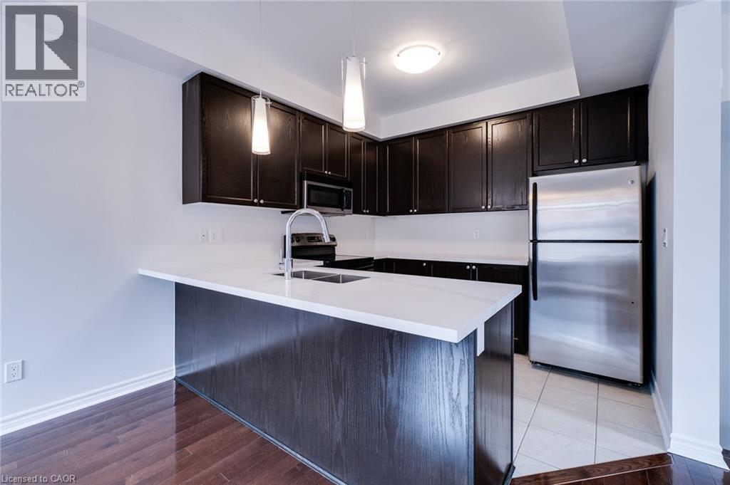 2367 Peppiatt Common, Burlington, ON - Indoor Photo Showing Kitchen With Double Sink