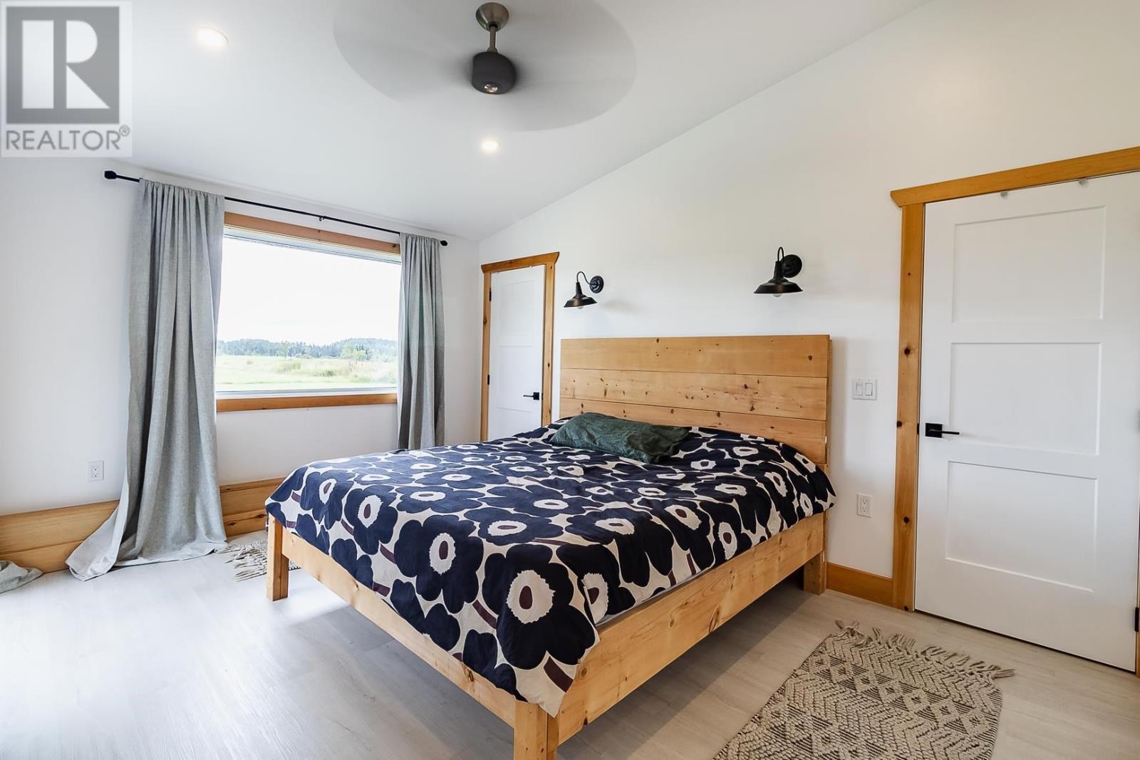 587 Watson Rd, Echo Bay, ON - Indoor Photo Showing Bedroom