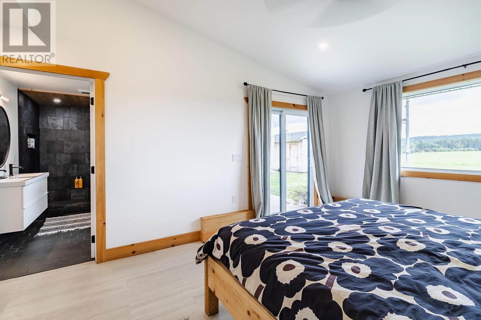 587 Watson Rd, Echo Bay, ON - Indoor Photo Showing Bedroom