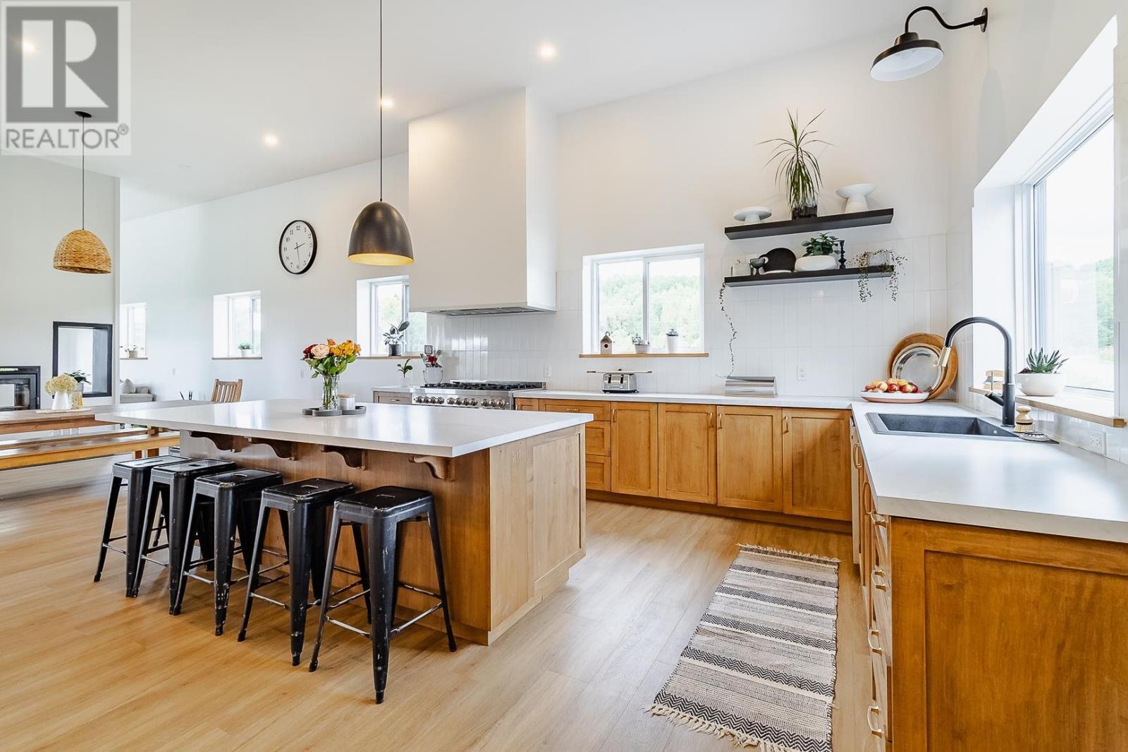 587 Watson Rd, Echo Bay, ON - Indoor Photo Showing Kitchen
