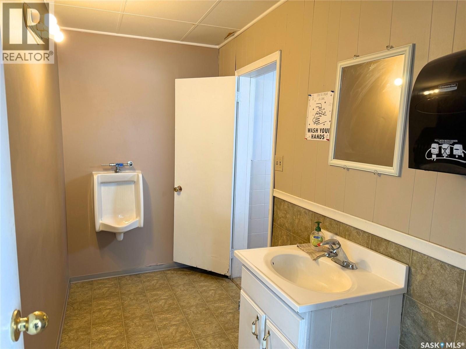 318 3Rd Street, Bladworth, SK