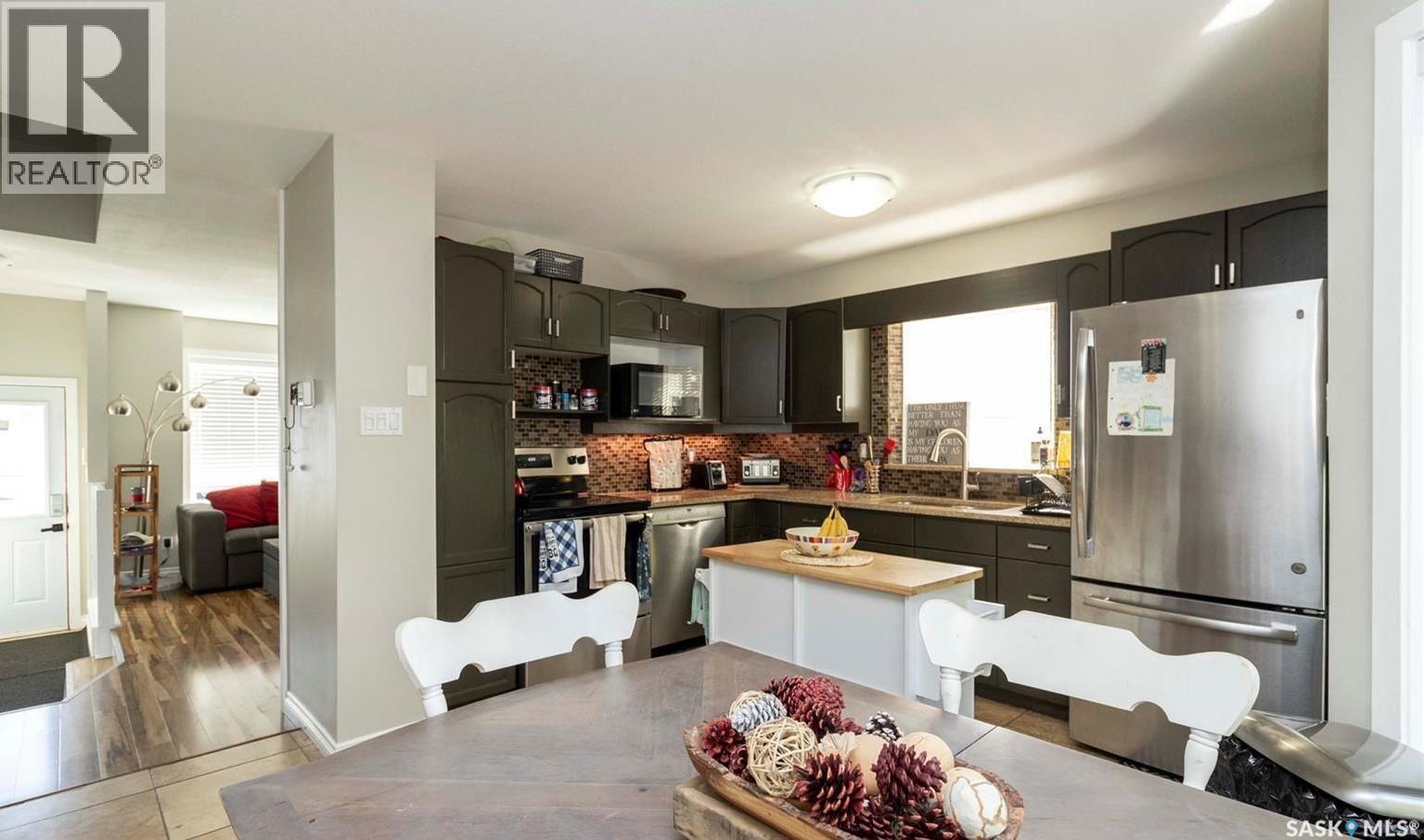 418 Kenderdine Road, Saskatoon, SK - Indoor